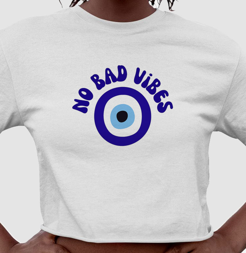 Camiseta olho grego no bad vibes